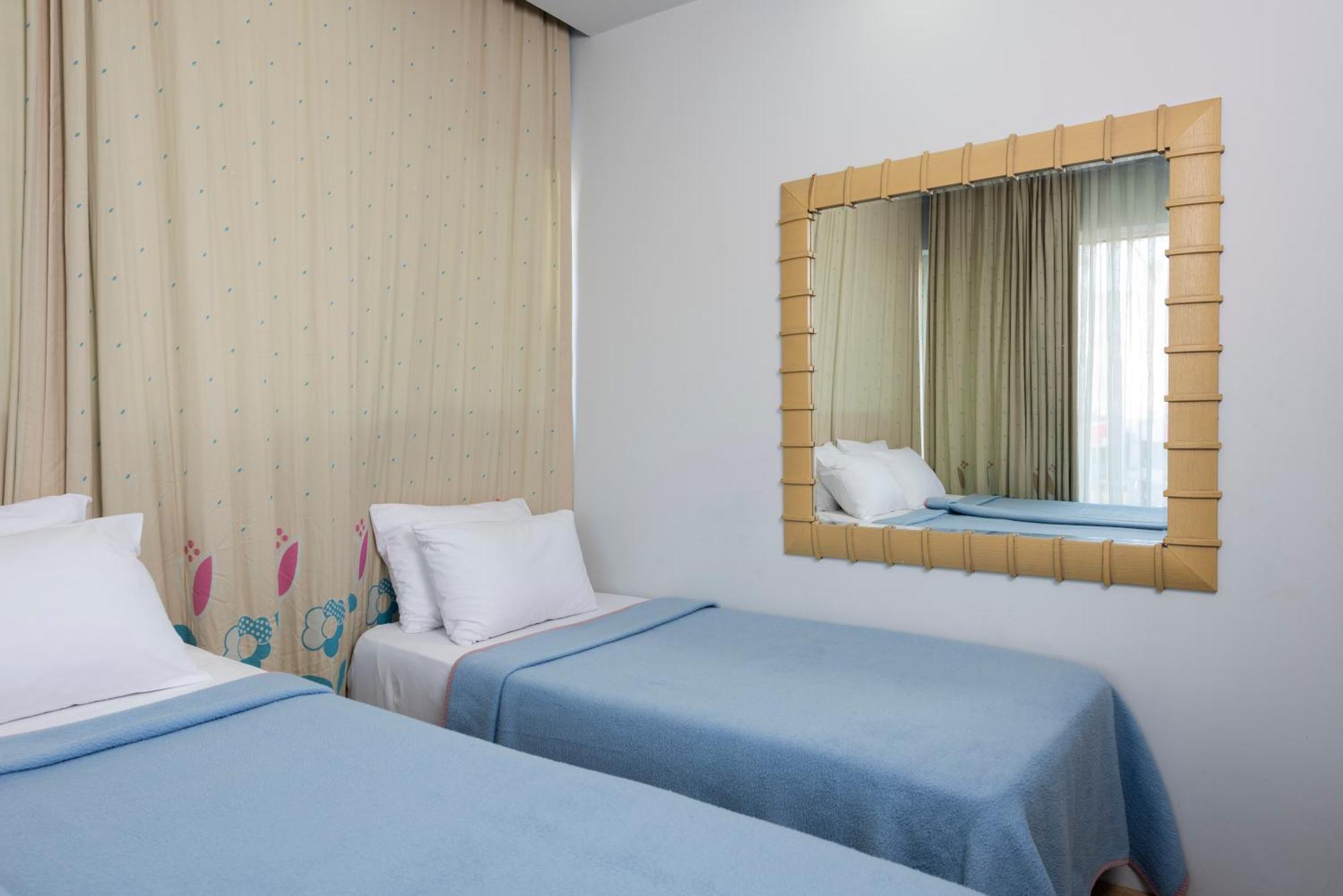 Nest Hotel Анталия Стая снимка